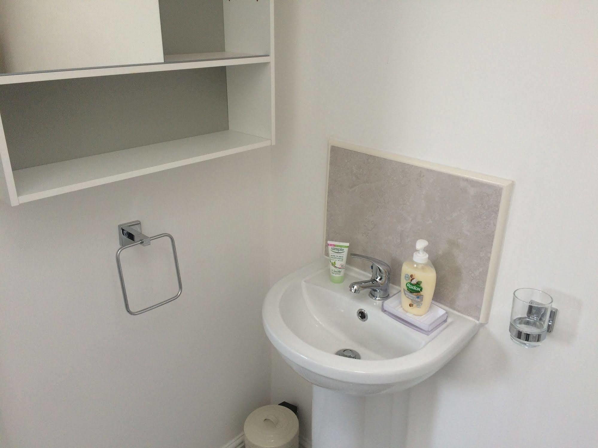 Regent Serviced Suites Донкастер Экстерьер фото